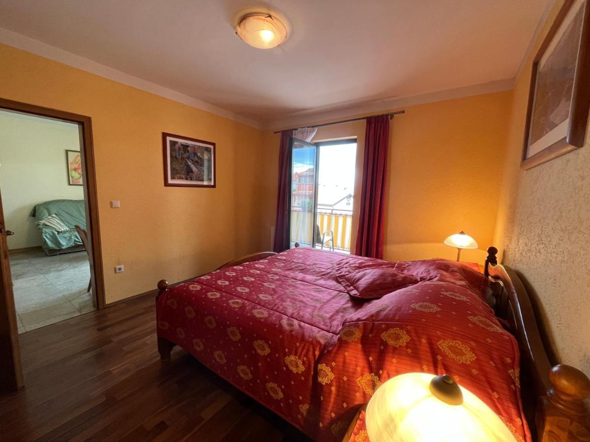 Holiday Apartments Sonne Ровінь Екстер'єр фото