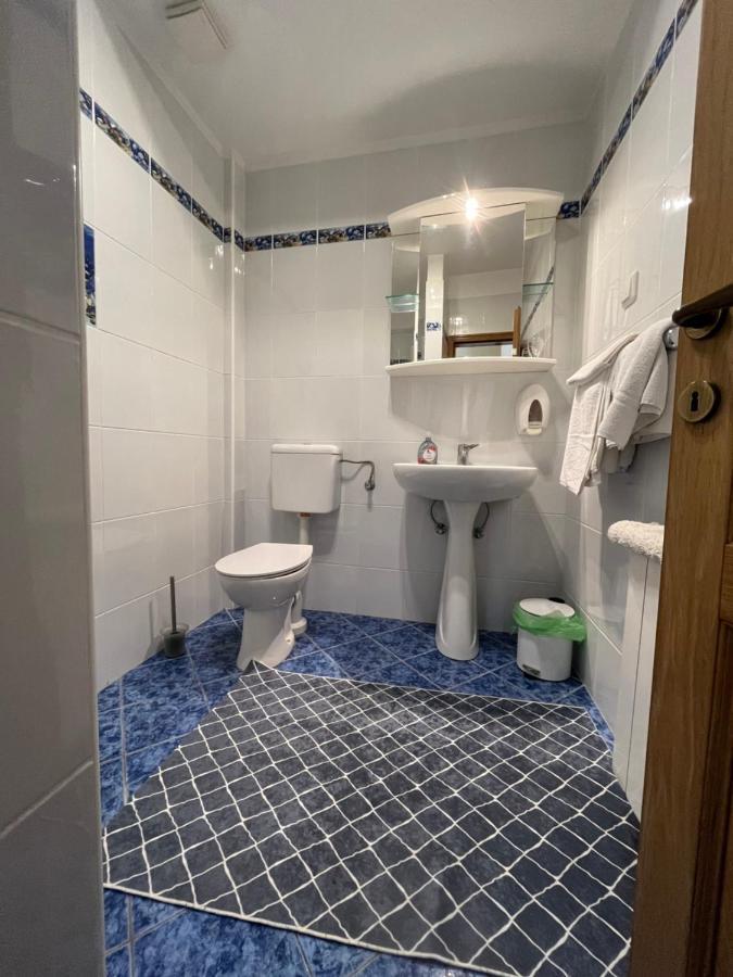 Holiday Apartments Sonne Ровінь Екстер'єр фото