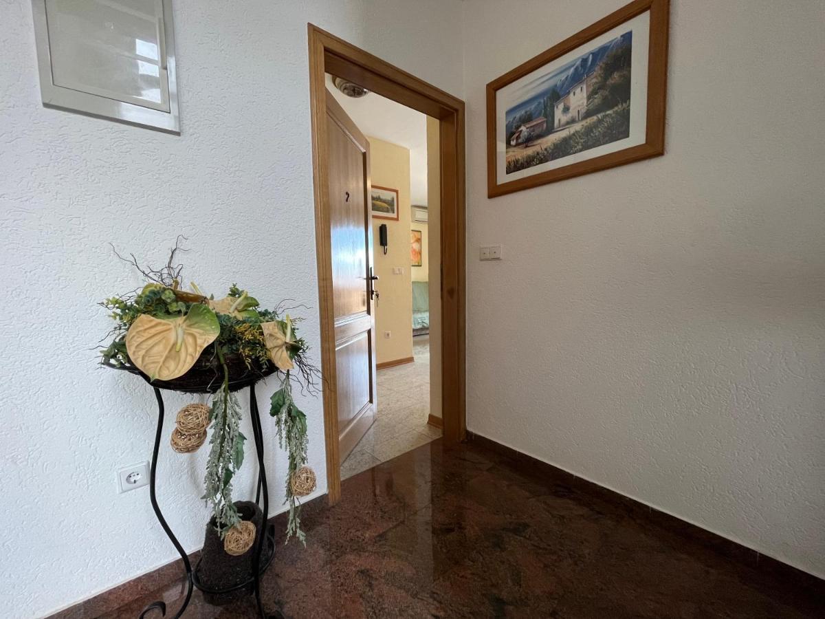 Holiday Apartments Sonne Ровінь Екстер'єр фото