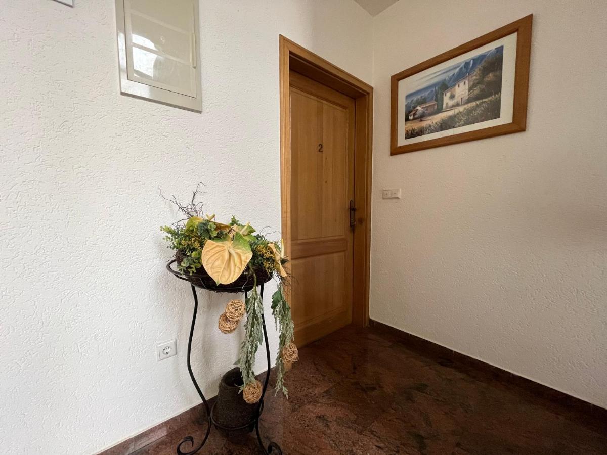 Holiday Apartments Sonne Ровінь Екстер'єр фото