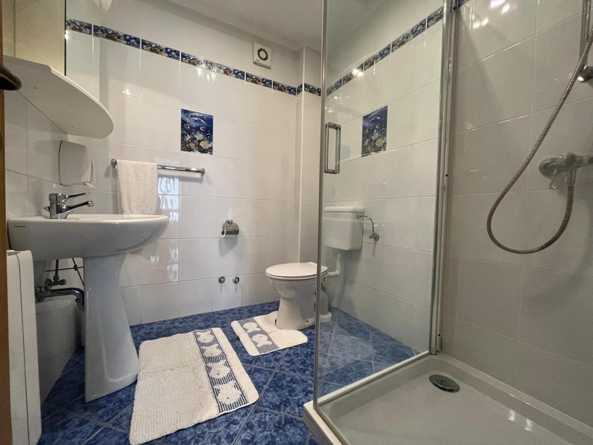 Holiday Apartments Sonne Ровінь Екстер'єр фото