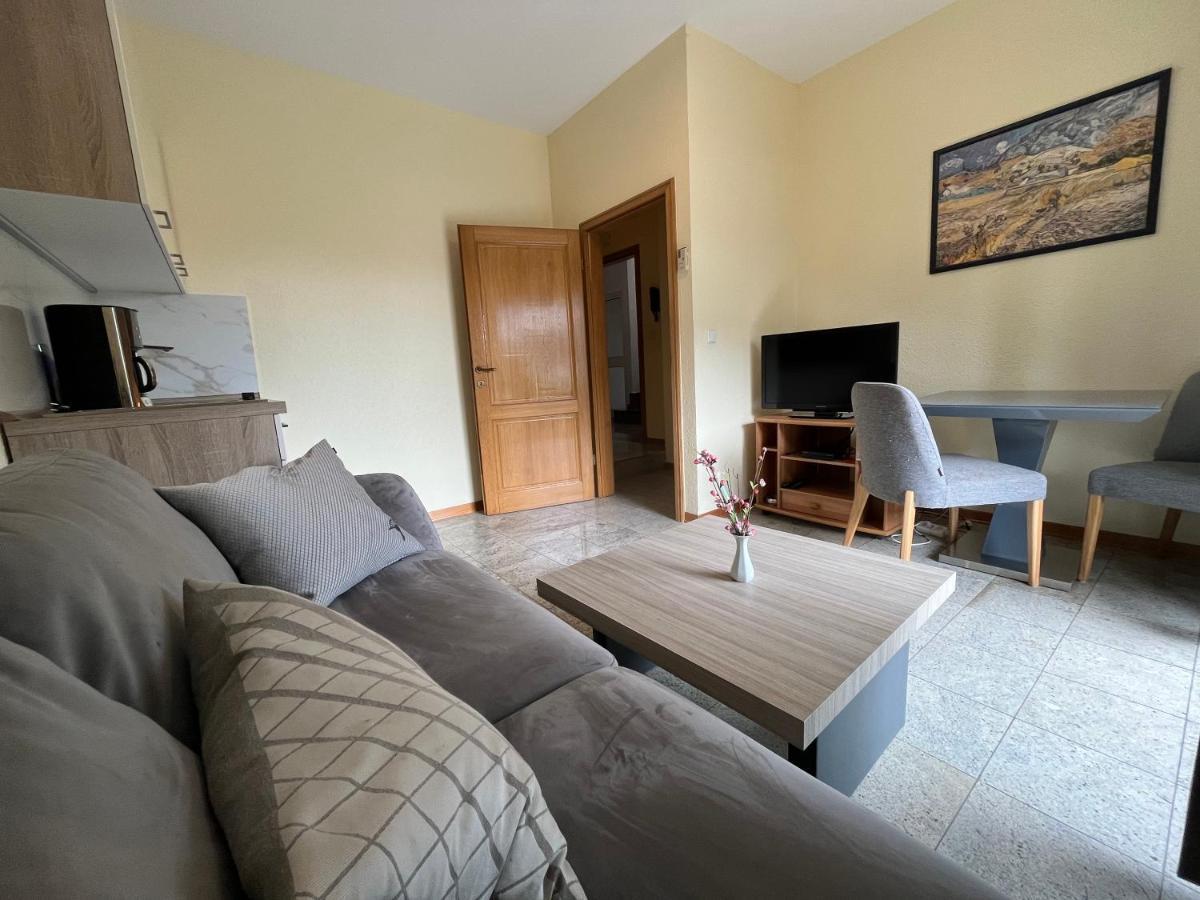 Holiday Apartments Sonne Ровінь Екстер'єр фото