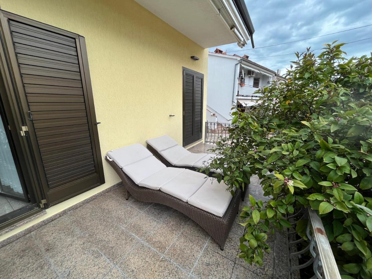 Holiday Apartments Sonne Ровінь Екстер'єр фото